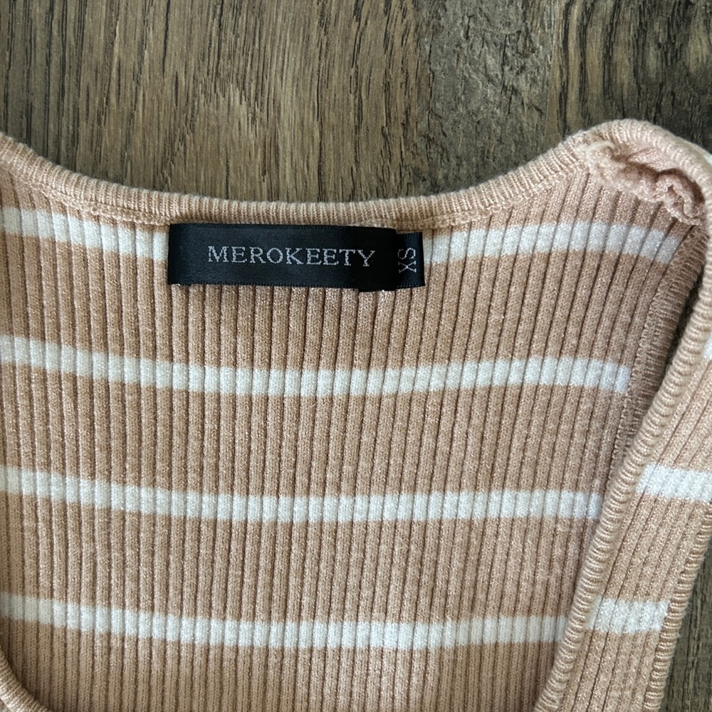 Merokeety Square Neck Ribbed Tank Top - Picture 4 of 5